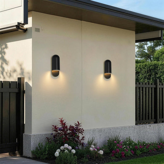 IP54 Minimalist Black 1-Light Iron Tube Outdoor Wall Lamp