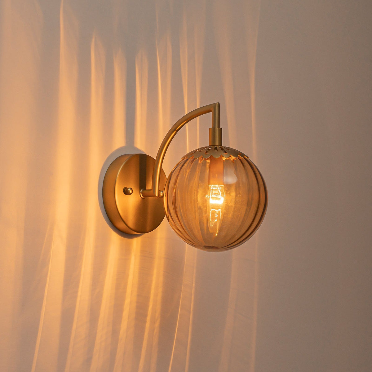 1-Light Goose Arm Amber Ribbed Glass Globe Wall Sconce